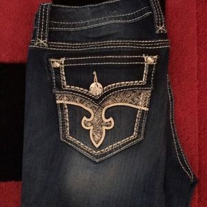 Rock revival skinny jeans